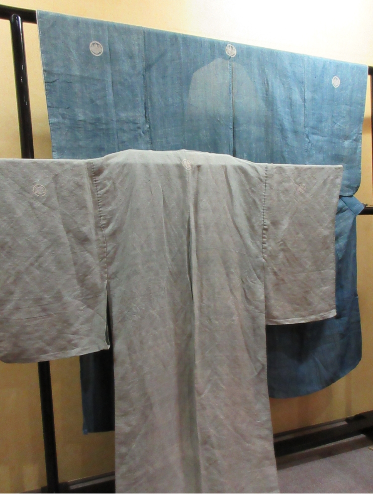 江戸時代の麻織物（米沢織物歴史資料館所蔵品）
